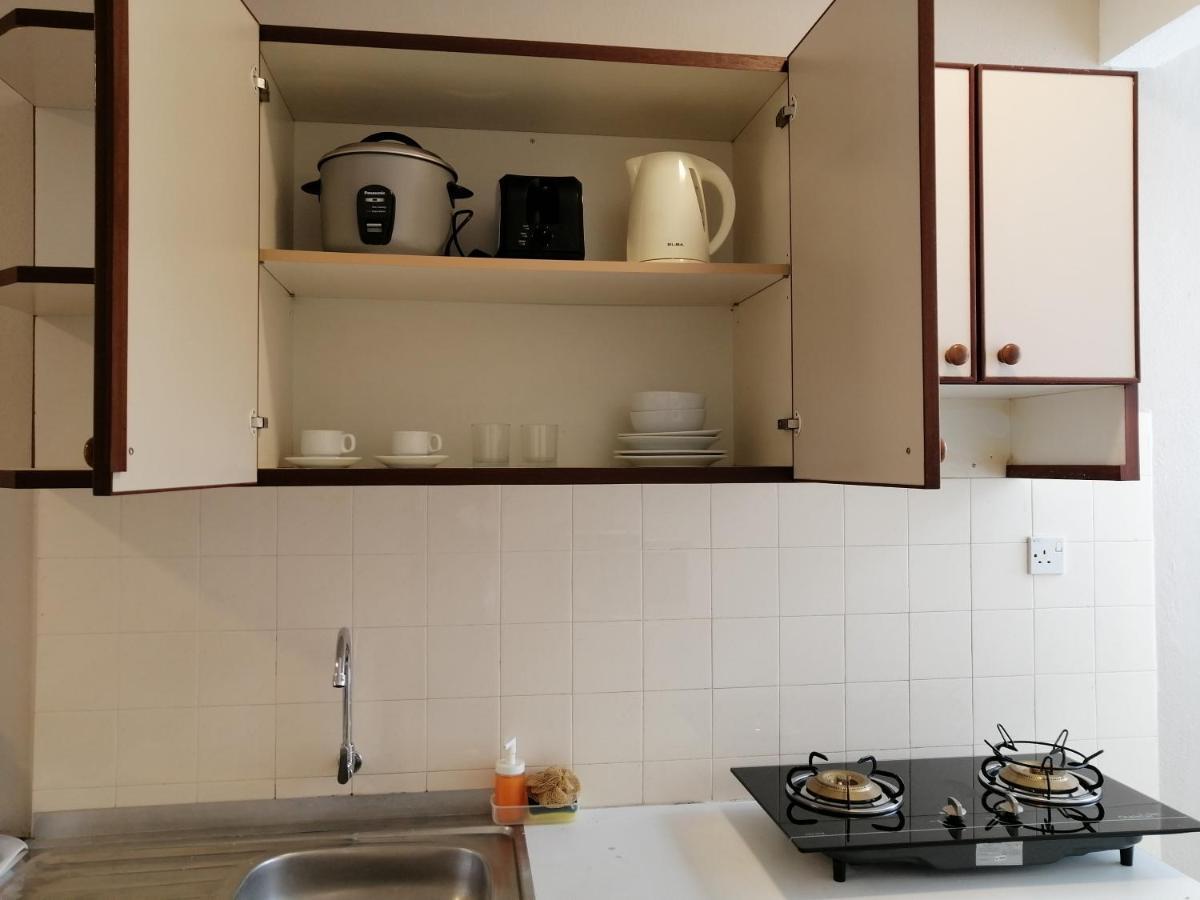 Bayu Emas Apartment By Wellington Resorts Batu Feringgi Buitenkant foto